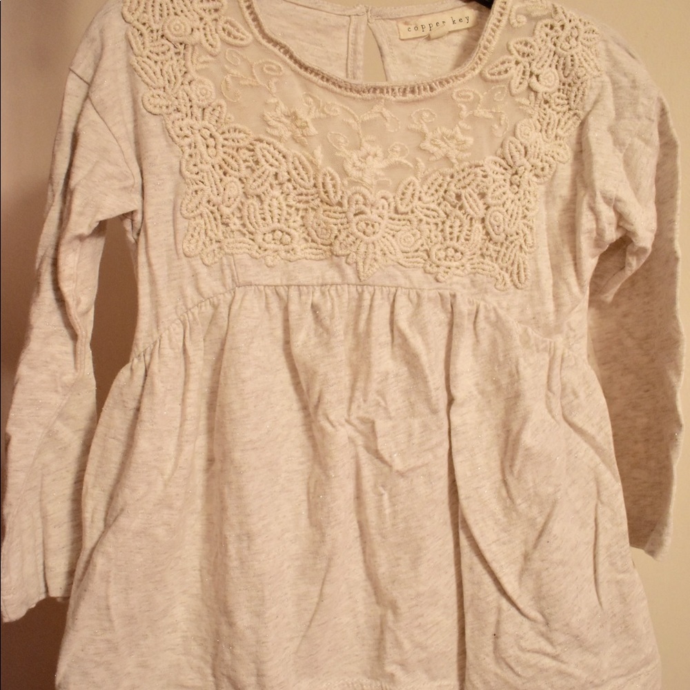 Gently used little girl clothing size 4. - Picture 4 of 8